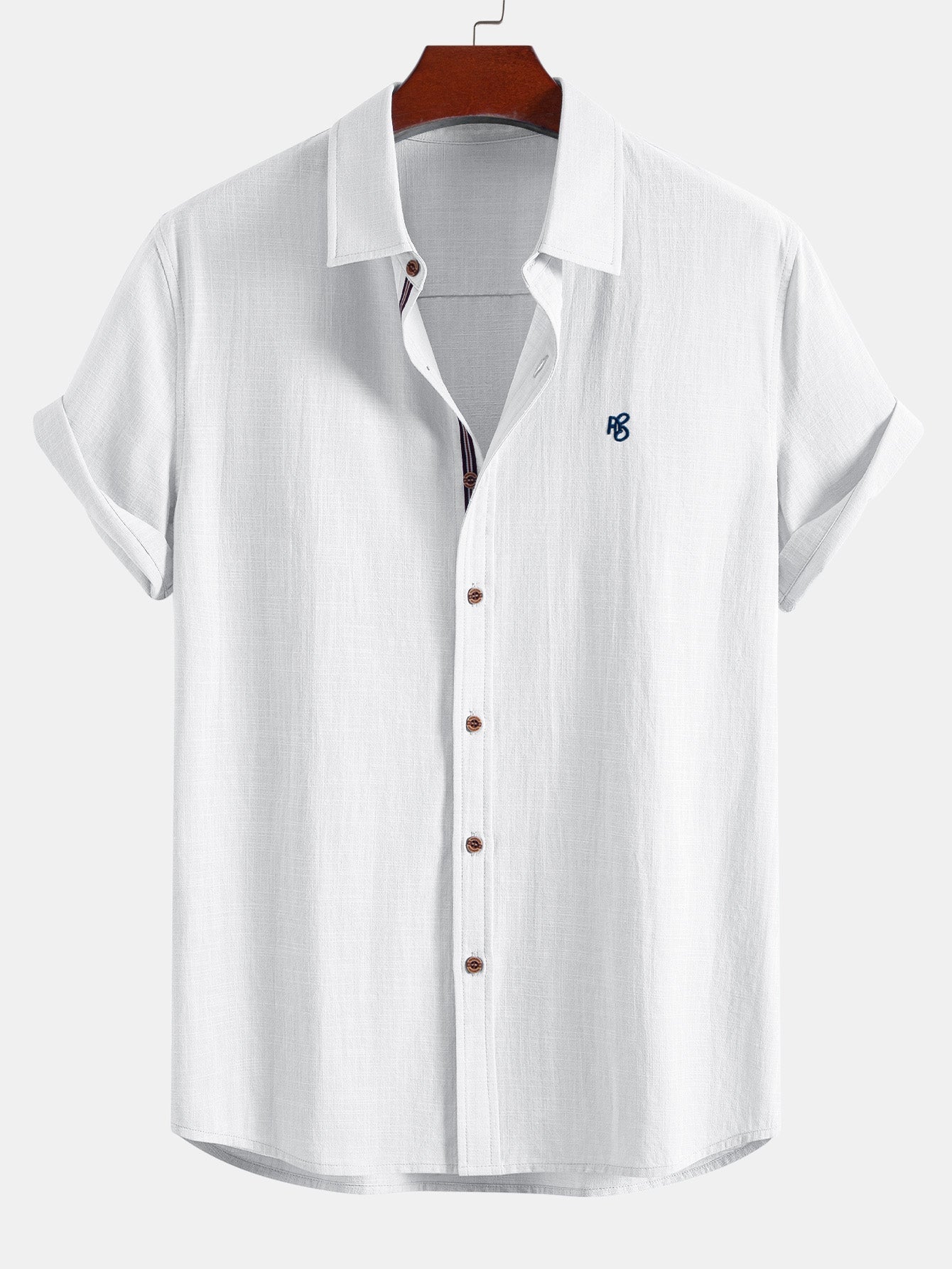 Camisa de manga corta con botones y efecto lino, y pantalones rectos con textura arrugada