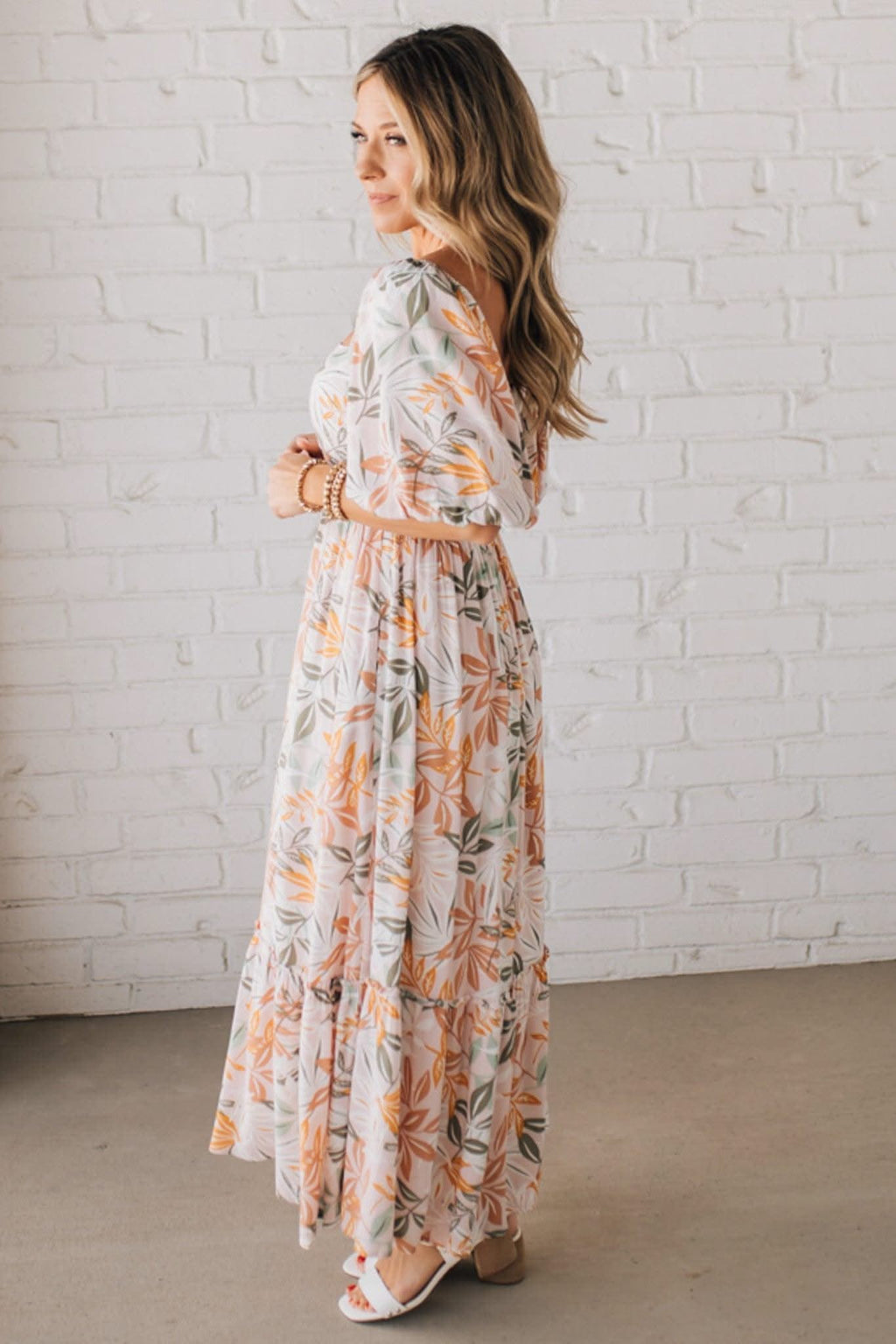 ELARA FLORAL MAXI DRESS