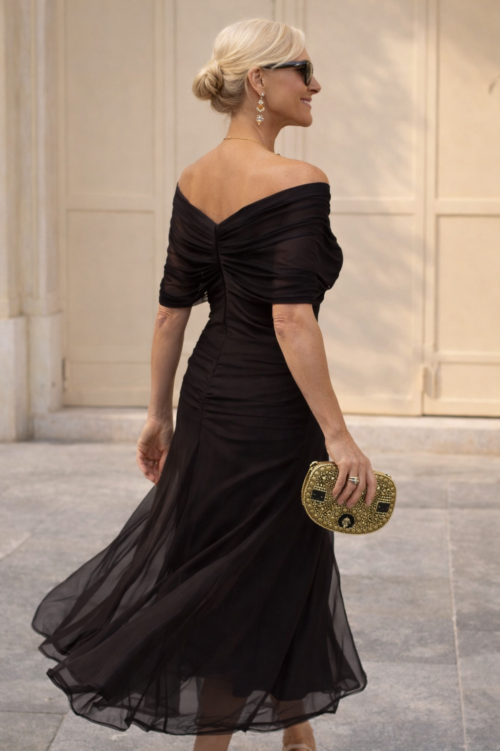VESTIDO DE FIESTA ELEGANTE CON ESCOTE EN V