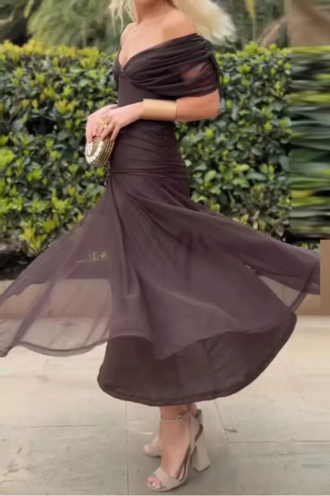 Louise | Vestido maxi elegante con escote en V