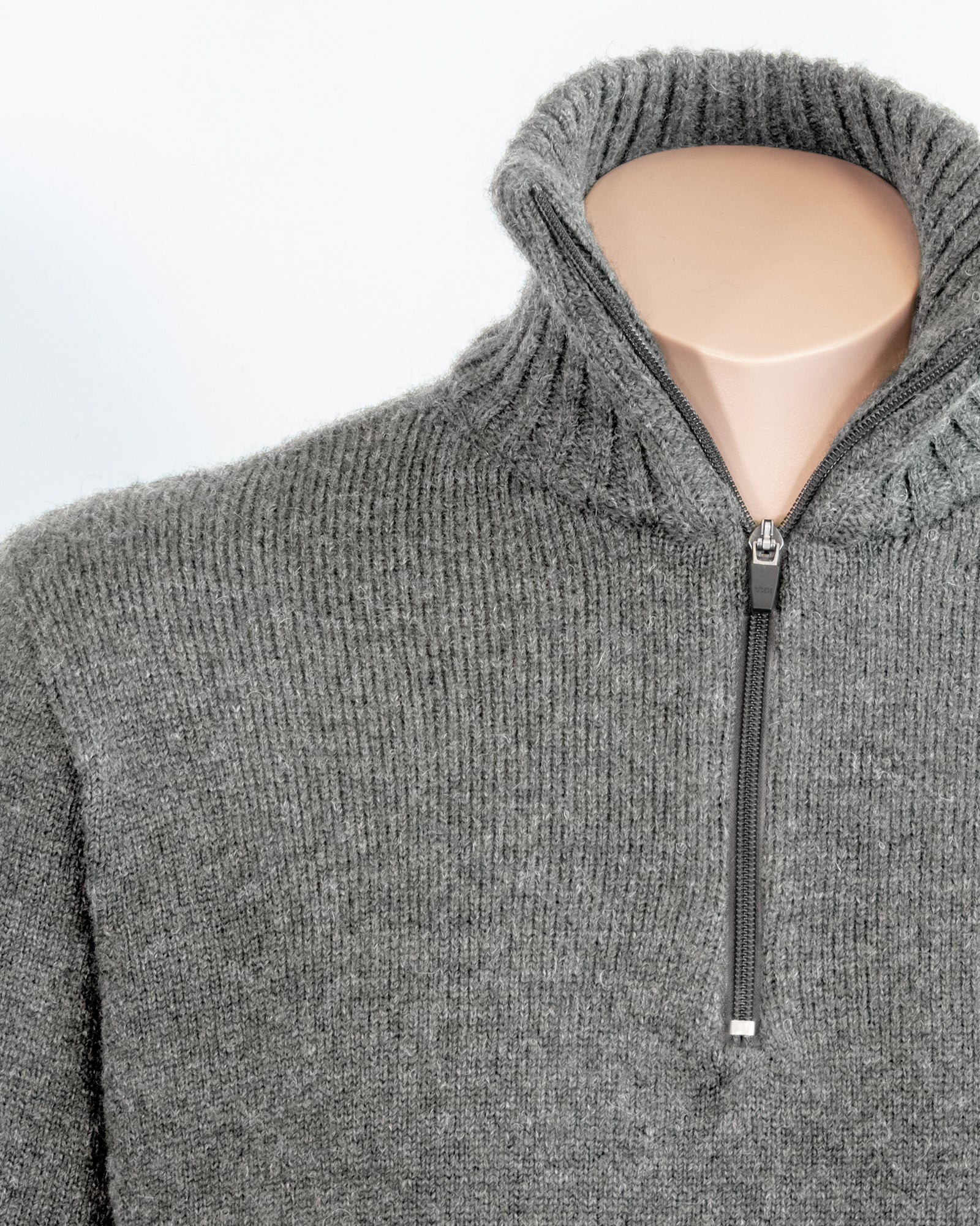 CLASSIC WOOL PULLOVER