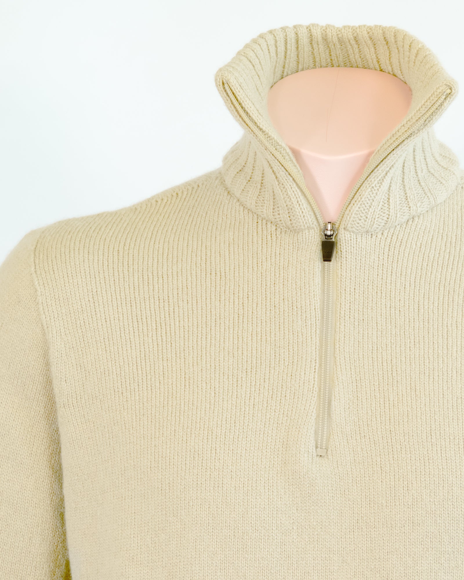 CLASSIC WOOL PULLOVER