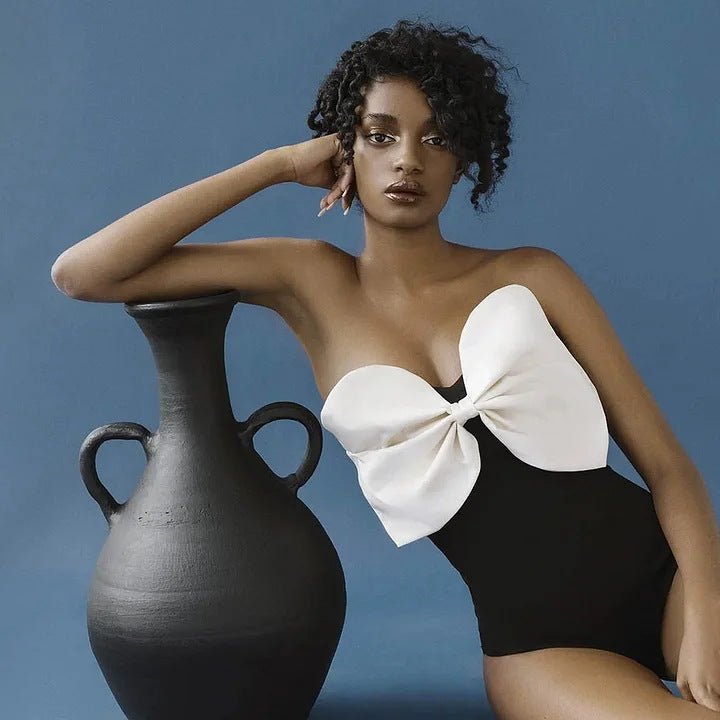 conjunto bañador lazo y falda