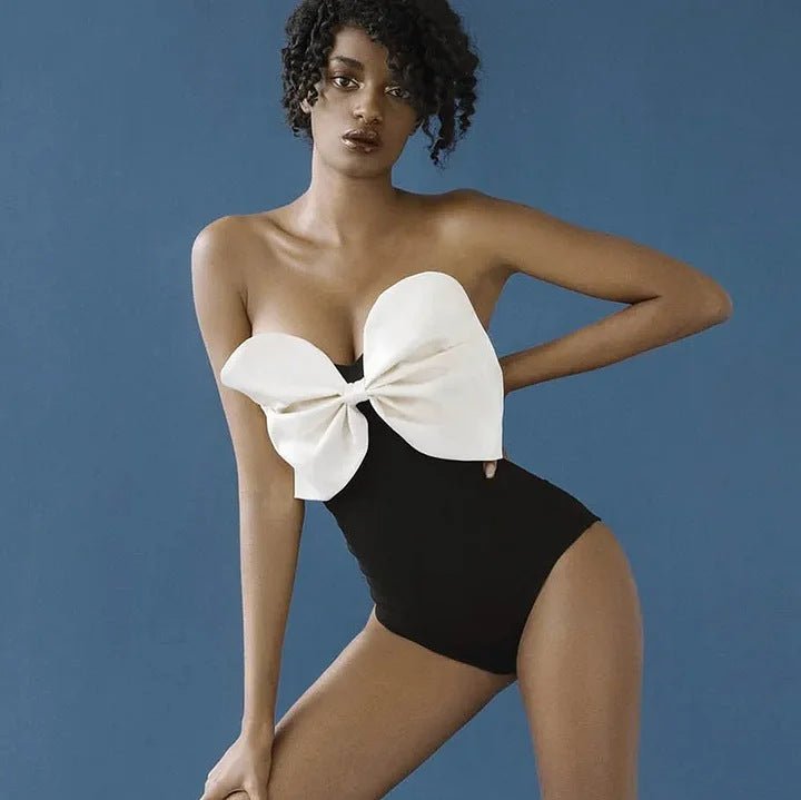 conjunto bañador lazo y falda