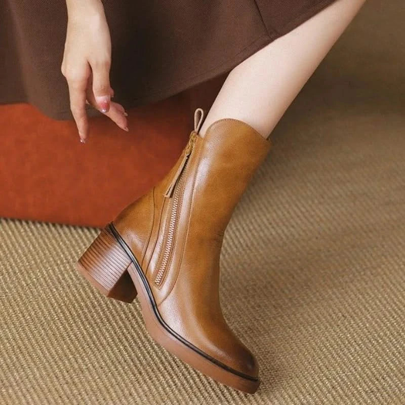 SELENE ANKLE BOOTS