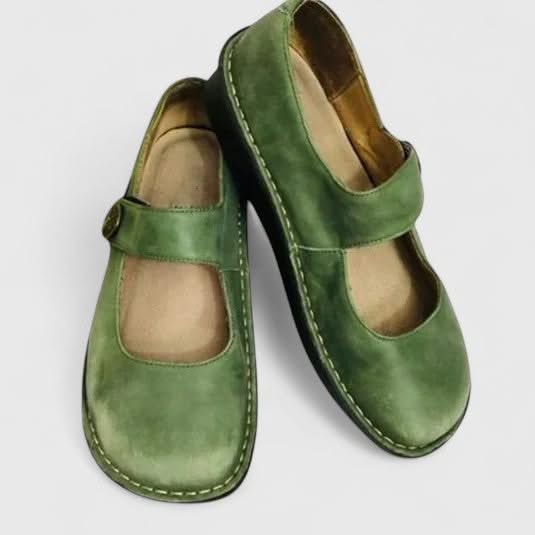 SIGNATURE FLAT SHOES