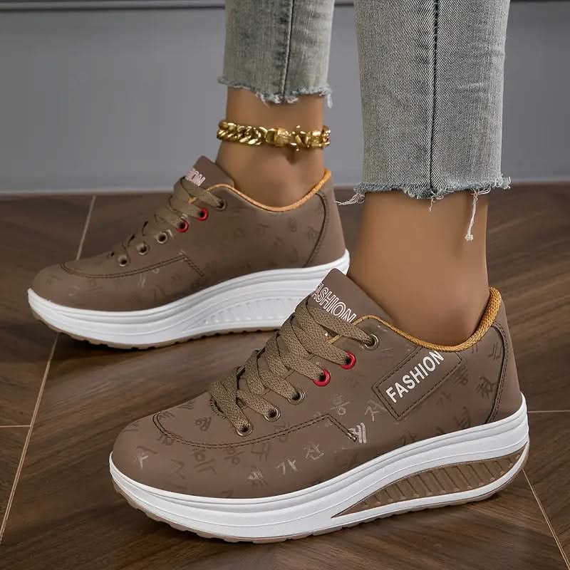 Zapatillas Chloe con Cordones