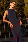 Vestido Azul Noche con Detalle Burdeos