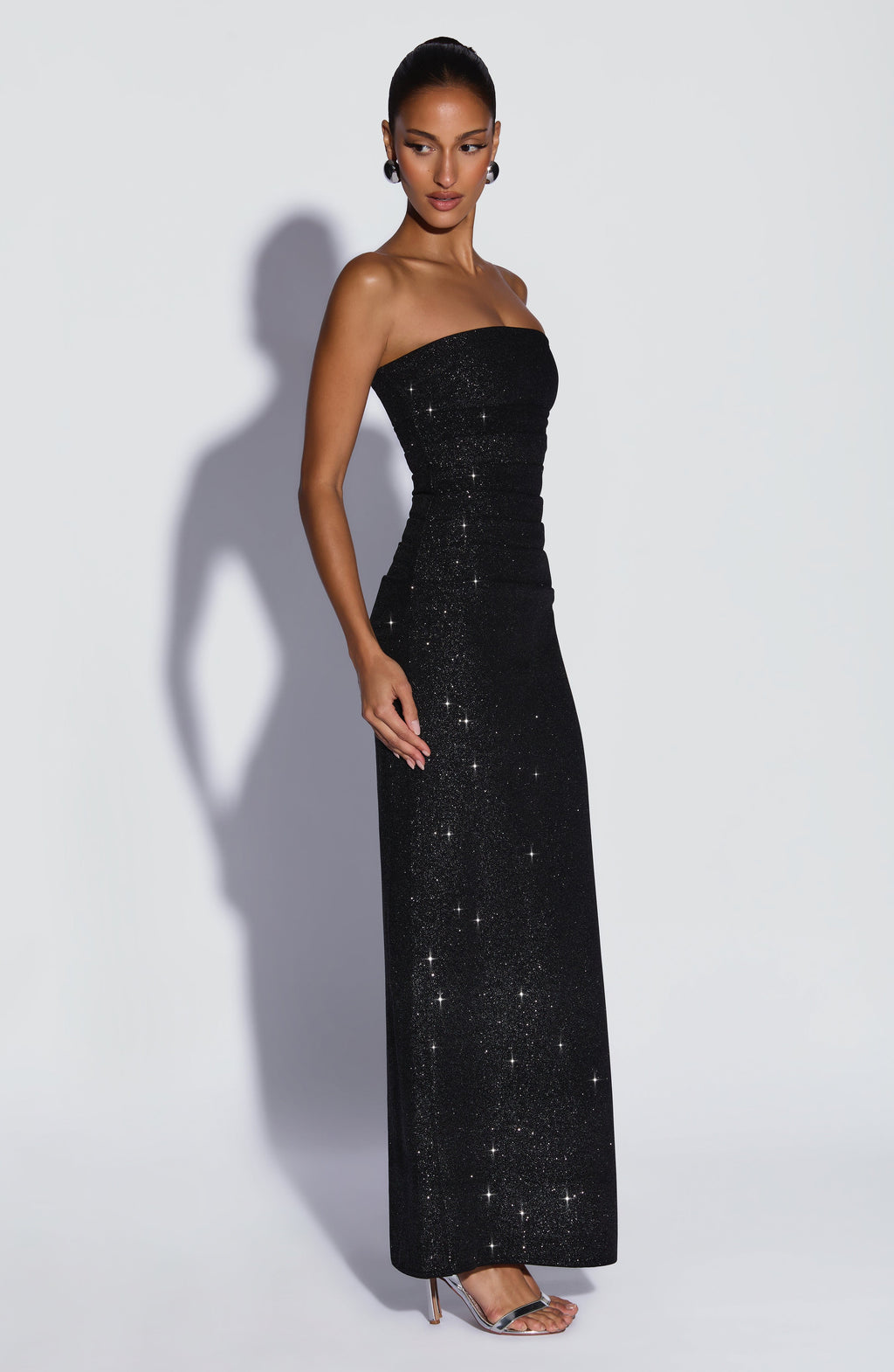 Valentina™ - Vestido de Gala en Crêpe Negro Brillo Couture