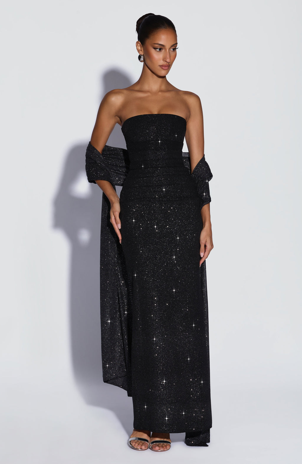 Valentina™ - Vestido de Gala en Crêpe Negro Brillo Couture